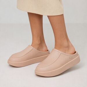 P448 Flo Mule Slip On Platform Shoe in Cipria - Size 38-39 ( 7.5- 8) NEW!